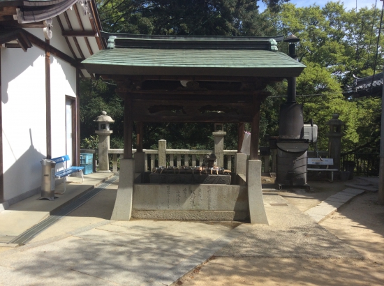 ハ栗寺 御手水場