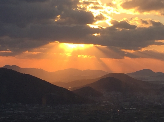 四国山地の夕暮れ