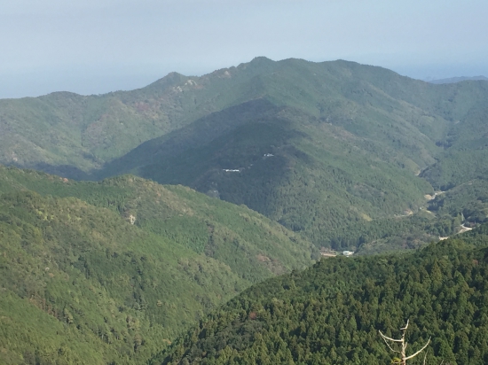 捨身が岳空海像下より