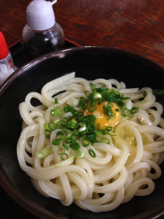 大興寺近くのうどん屋さん