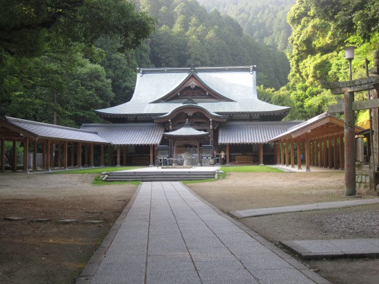 前神寺です。今朝ココに居たんだ。