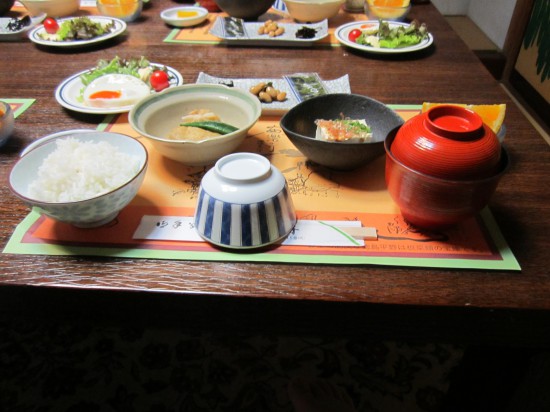 朝食をおいしく頂きました。夕食もとてもおいしかったです。