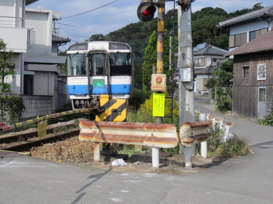 右より電車あり！