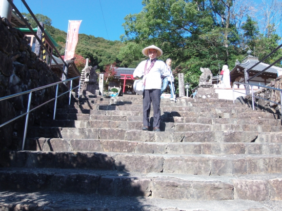 ４１番霊場龍光寺にて。