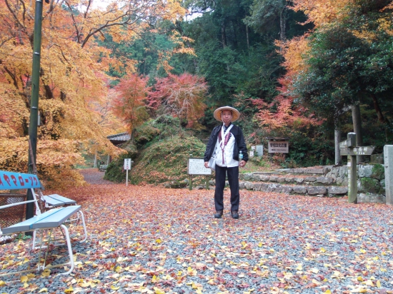 明石寺の紅葉も綺麗でした。