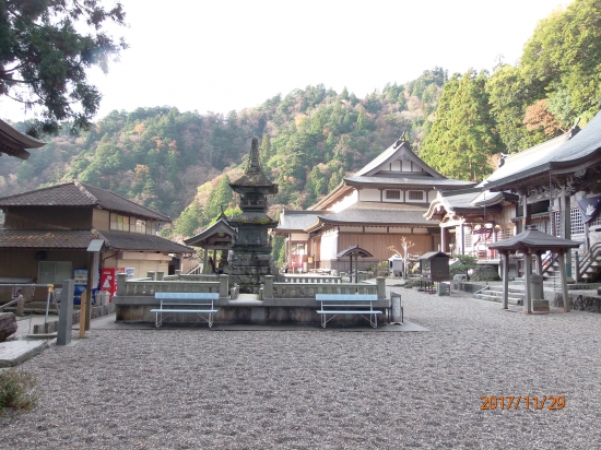 焼山寺境内。