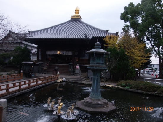 霊山寺境内