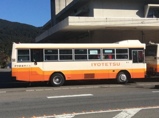 このバスで久万と岩屋寺間乗車した。
