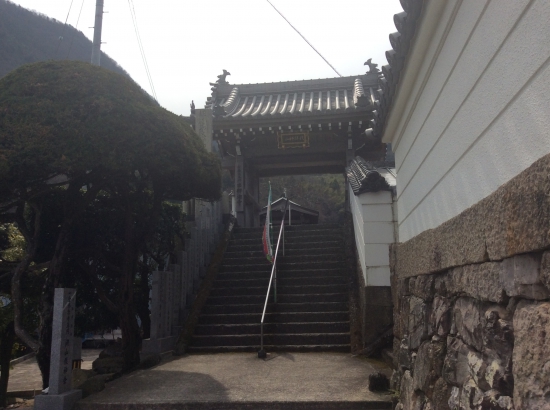 出釈迦寺 このお寺辺りから雲行きが.....