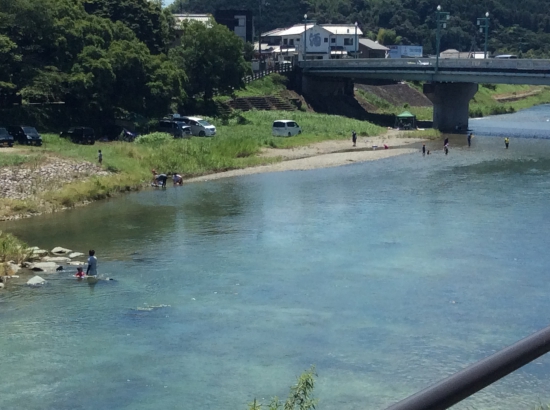 川遊びで涼みたい??