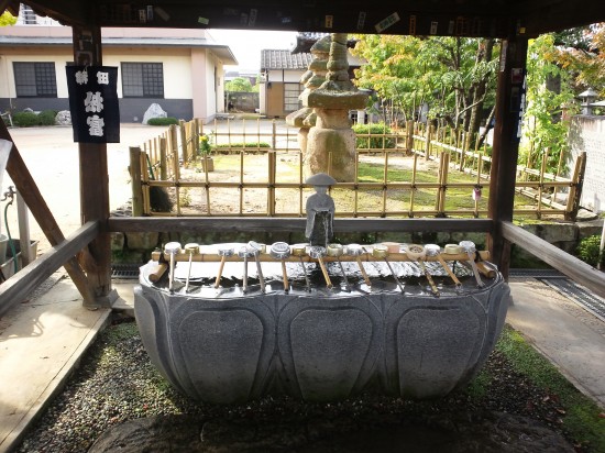 お大師様の　清水