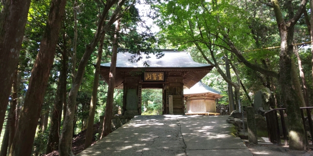 鶴林寺