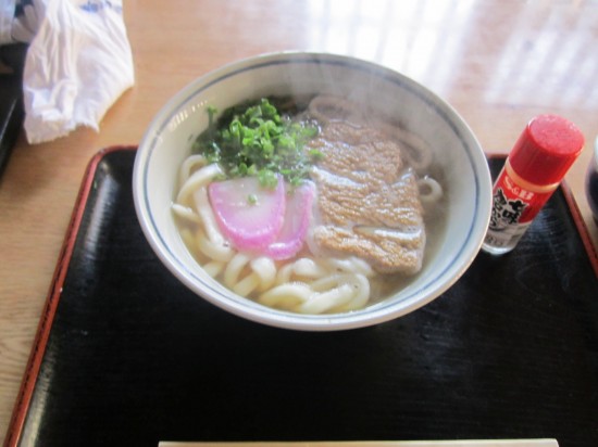 うどんを食べて、「太山寺」の遍路道へ