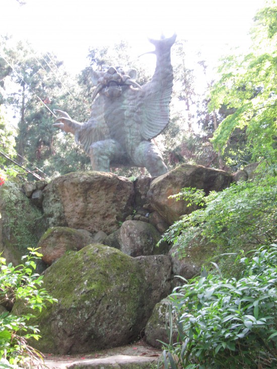 やっと出会えた「根香寺 」の牛鬼。3回目にしてやっと。いっつも駐車場横にいるの忘れてて見逃してました。迫力満点