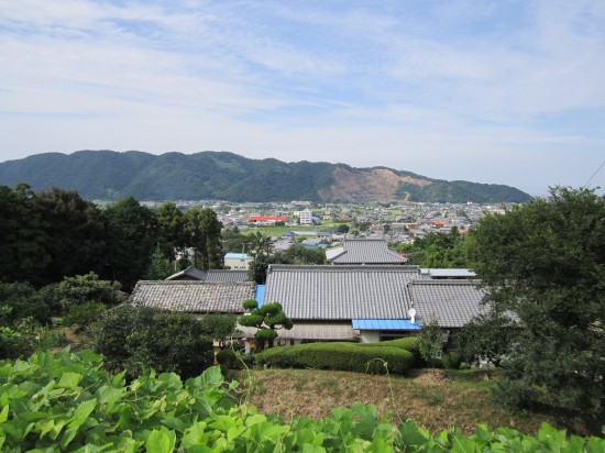 スタート地点を変えて、別格の「延命寺」付近を逆うちすることに。。。道に迷って入野ＰＡまで来てしまった。。。いつもあそこでタバコ吸ってるよ。ＰＡの外側から見るなんて思ってもなかった(^^；