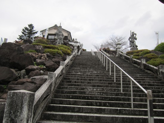 「龍光院」到着。