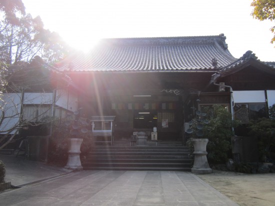 別格霊場「海岸寺」奥の院です。お大師さんがお生まれになったとのこと。奥の院(大師堂)は今回初めってのご参拝。