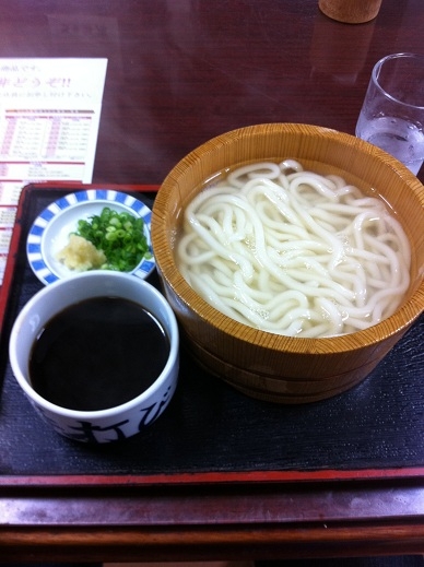 高松市つづみ屋さんの湯もり。