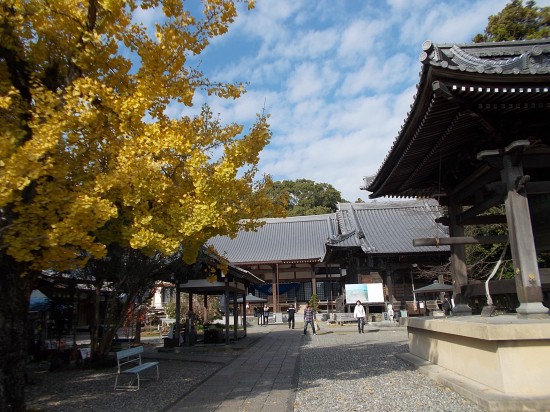 第３３番札所雪蹊寺の境内