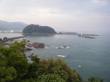 鹿島が浦。 この景色に見とれてなかったら、休憩所通り過ぎて雨の中でした。