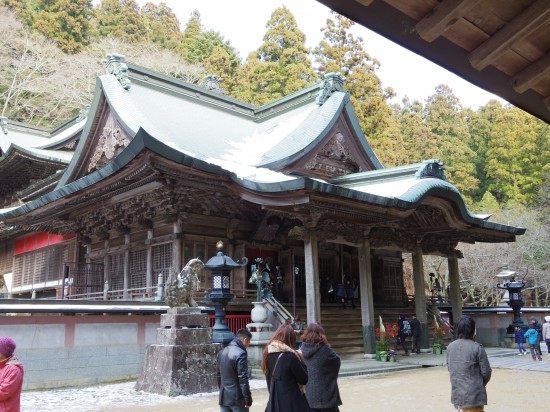 今年は雪も無く、良い天気でお参り出来ました。