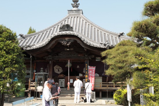 出釈迦寺　本堂