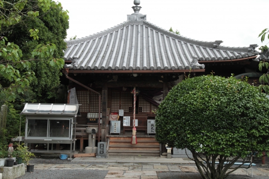 出釈迦寺　本堂