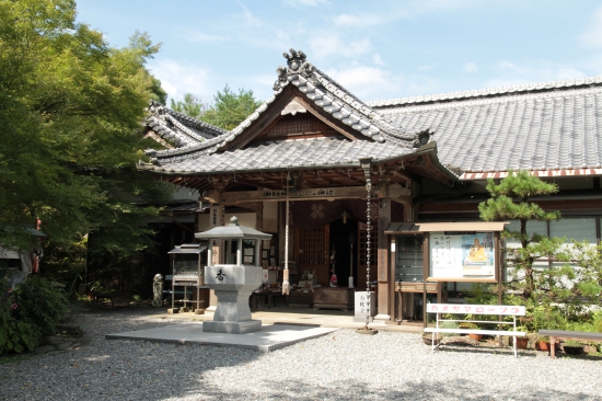 神野寺本堂