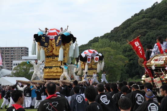 新居浜の太鼓台　松山城でのイベントに参加していたようです。　お祭り大好きなので大興奮でした！