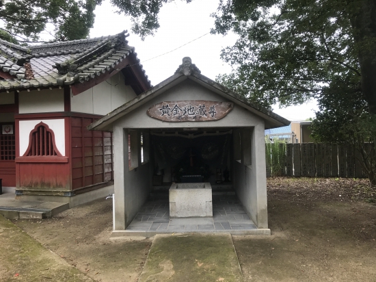 金泉寺と言えば　この井戸ですね