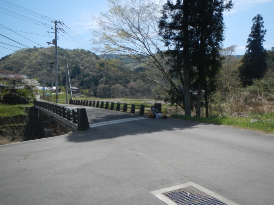 力石から遍路道に入る