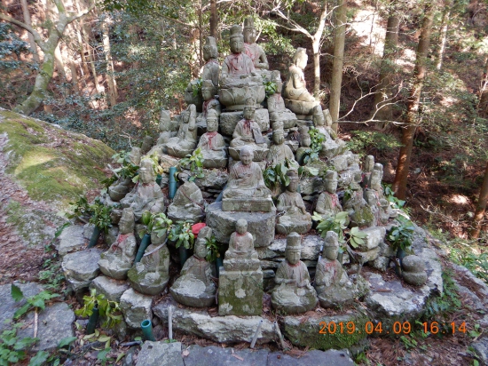 仏陀石