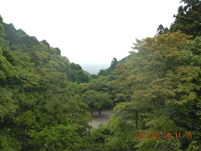 興隆寺納経所から瀬戸内海方向を見るが！見えない！