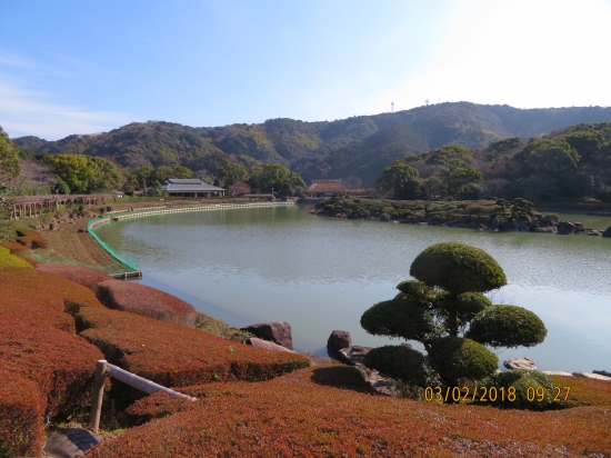 南楽園です。梅園は写真の右手の方で写っていません。