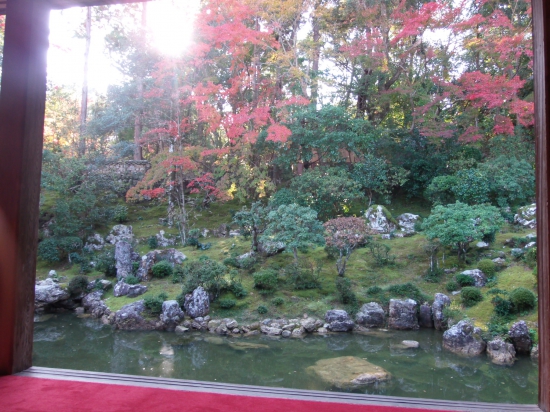 竹林寺の庭園。