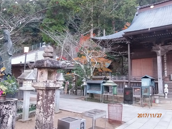 薬王寺「境内」